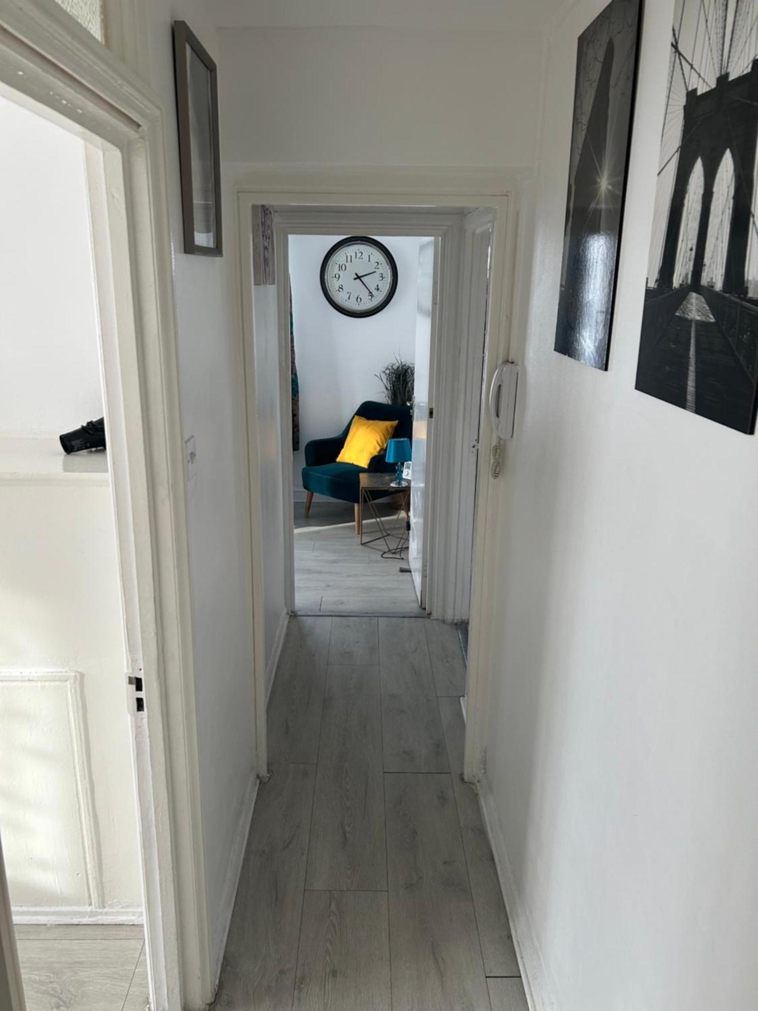 Cosy 2-Bedroom Flat In Finsbury Park, Modern, Convenient & Close To Central London! エクステリア 写真